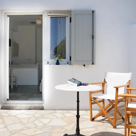 Sirokos At Winds House In